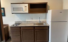 Woodspring Suites Detroit Madison Heights